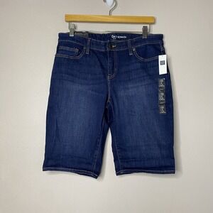 Gap Women Blue Denim Bermuda Short size 8/29 ‎  ( 12"Inseam )